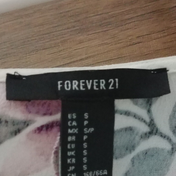 Forever 21 Floral Jumpsuit - White and Pink Size S - Picture 10 of 13